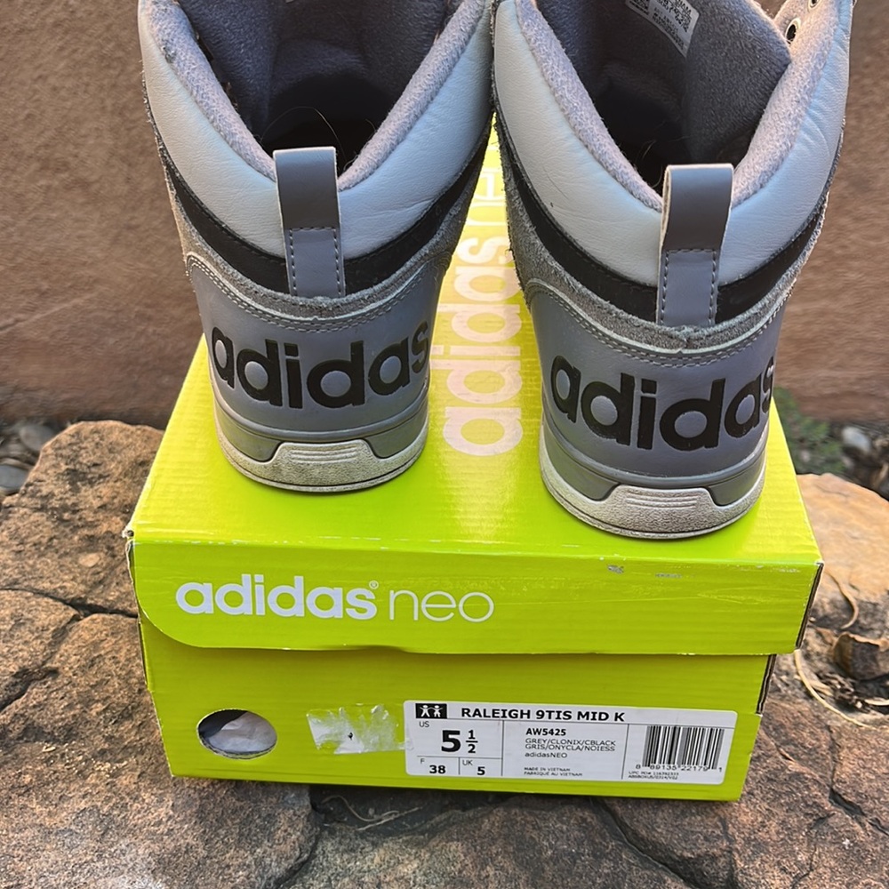 Adidas neo high tops - Picture 3 of 5